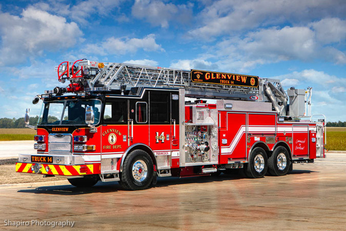 Glenview Fire Department Pierce Arrow XT quint fire truck photos Gurnee Fire Department Evanston Fire Department shapirophotography.net